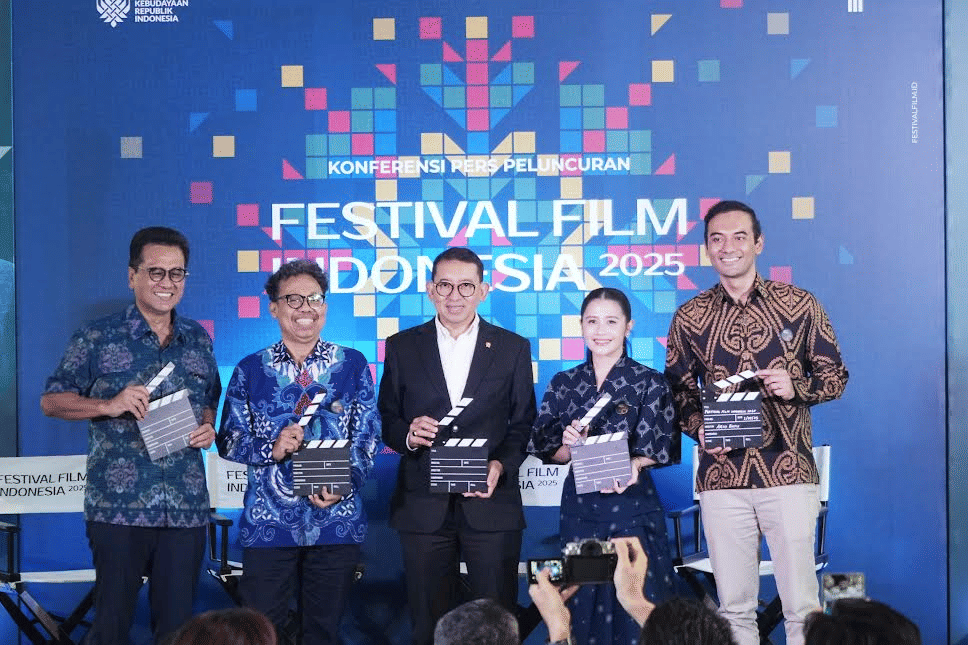 Peluncuran Festival Film Indonesia 2025 yang dihadiri oleh Yozua Makes, Budi Irawanto, Fadli Zon, Prilly Latuconsina, dan Ario Bayu (Dok. FFI 2025)