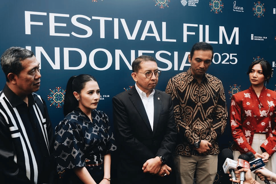 Peluncuran Festival Film Indonesia 2025 yang dihadiri oleh Ahmad Mahendra, Prilly Latuconsina, Fadli Zon, Ario Bayu, dan Sheila Dara (Dok. FFI 2025)