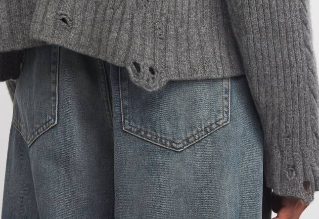 Sweater Rusak