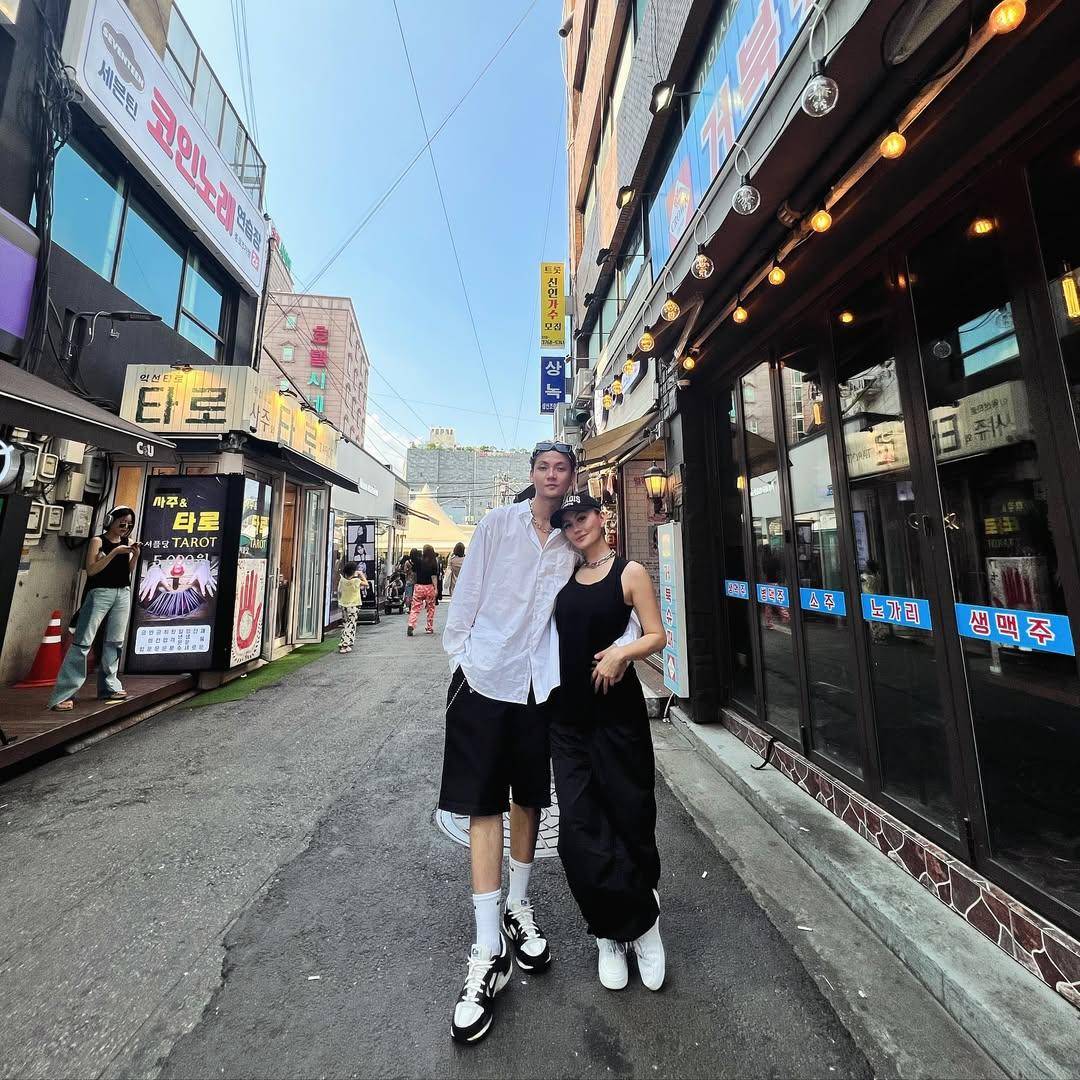 🤍 @agnezmo.jpg