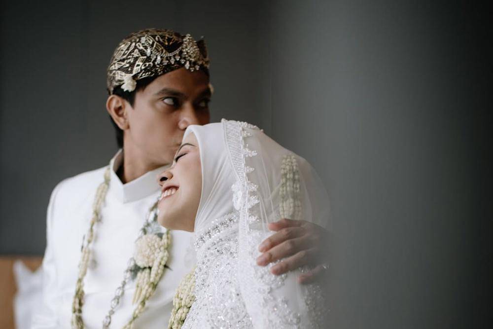 Akad%20nikah%20%E2%80%9CMega%20%26%20Dio%E2%80%9D.....%23pernikahan_idaman%20%23inspirasipengantinmuslim%20%23pengantinindo%20%23catatan.jpg