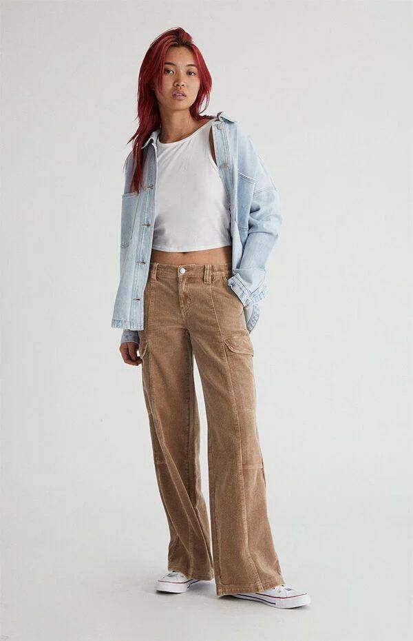 Corduroy Coklat Susu dan Kemeja Biru Denim.jpg