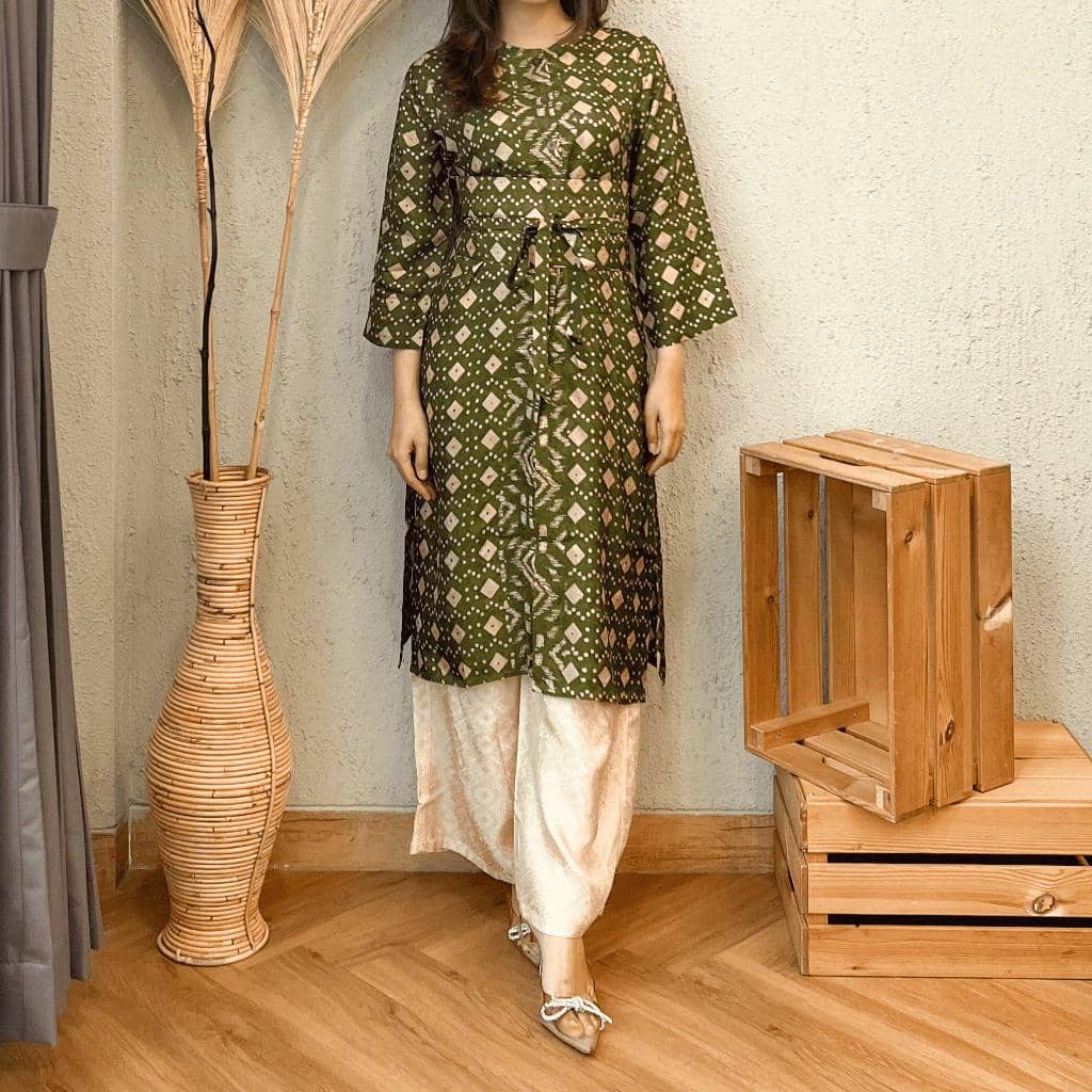 shopee.co.id/lausboutique