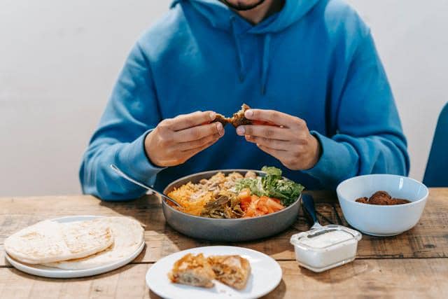 Ilustrasi makan sehat