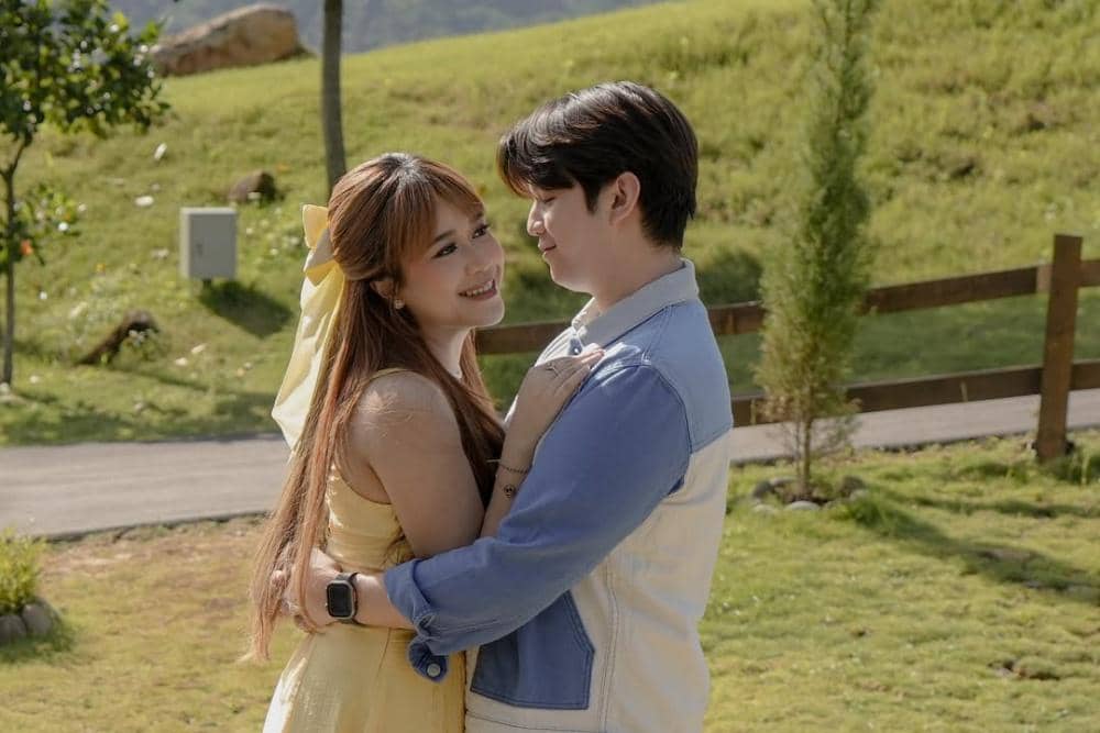 Jangan lupa hari inii streaming Kisah Baru Orang Lama dan tonton mv nya yaa!🌞🤍 love you all #K.jpg