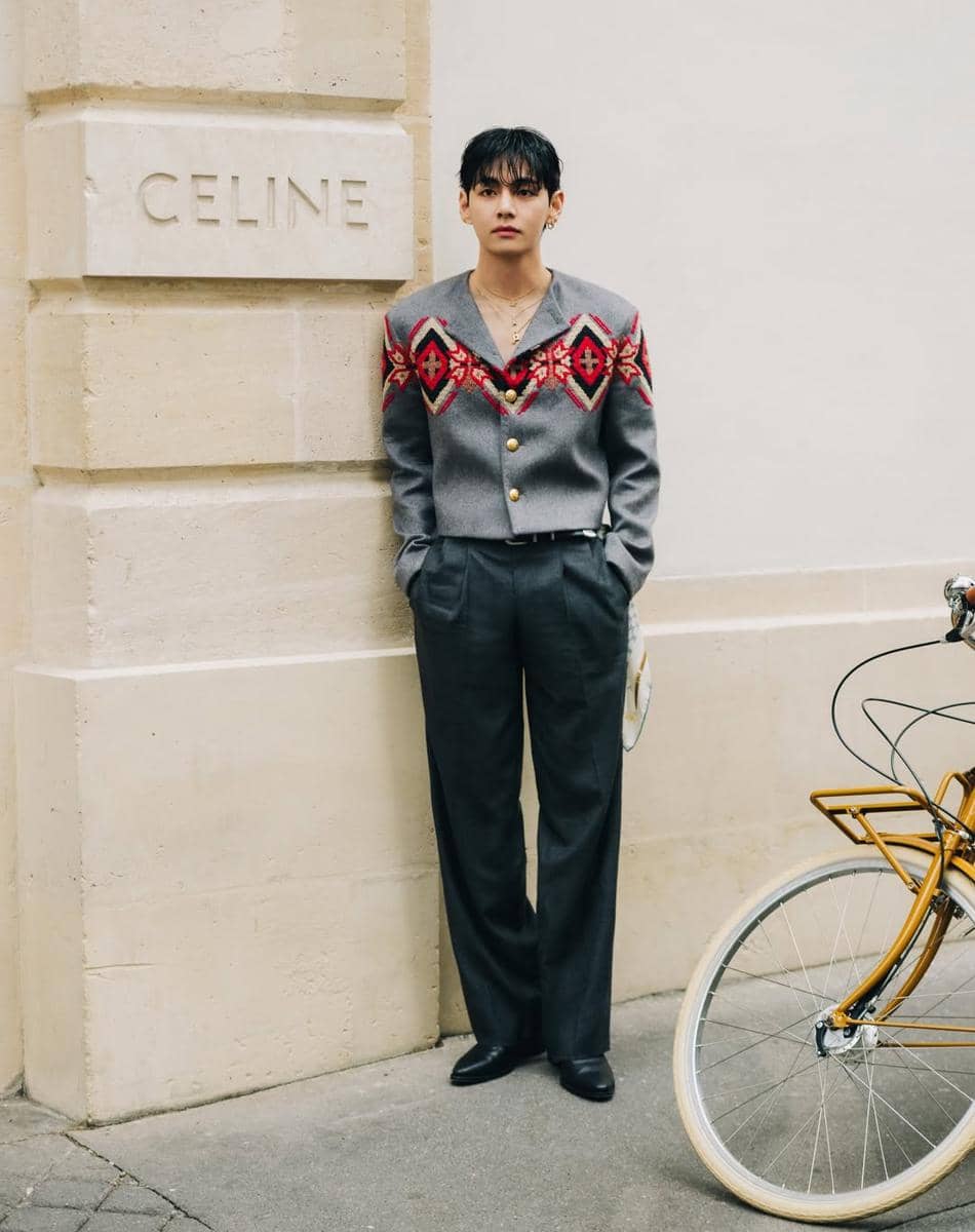 The @celine boy is back! 😍 Now that he's done with his military service, @thv of @bts.bighitoff.jpg