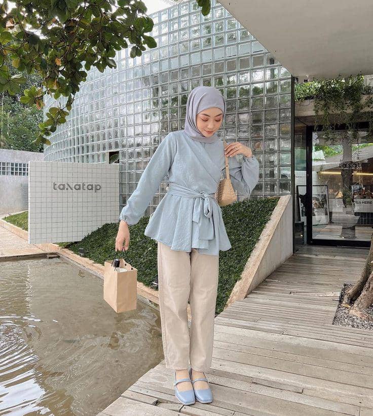 Ankle Pants dan Blus.jpg