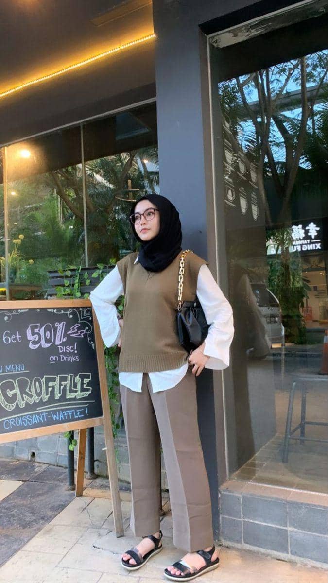 Ankle Pants dan Vest.jpg