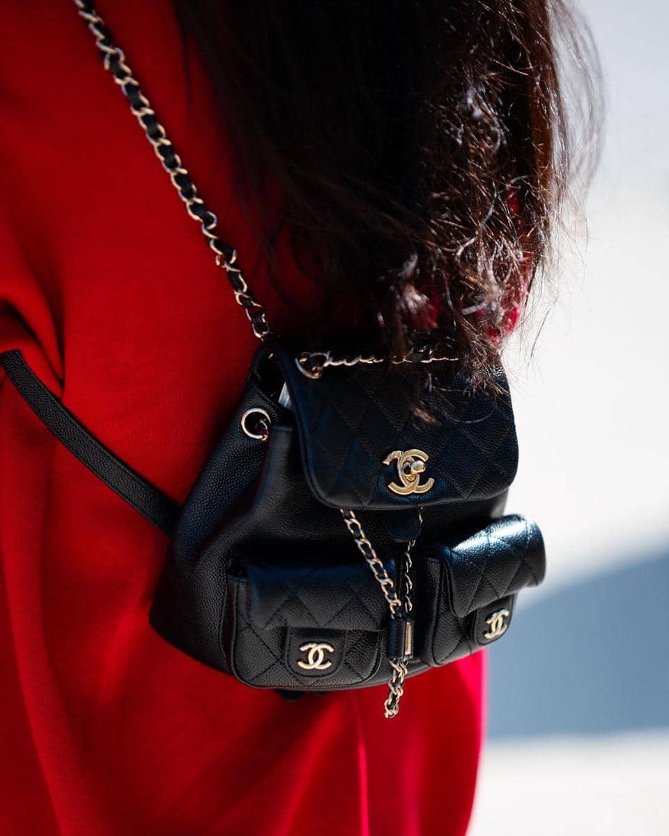 tas-chanel-unik-street-style-7.jpg