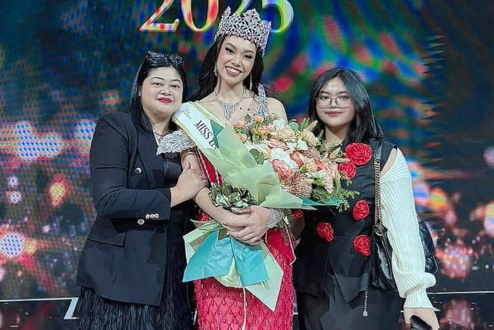 So proud of you my girls 🩷🩷.jpg