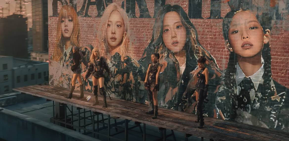 mural di video musik jump blackpink