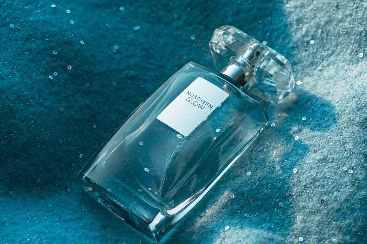 ilustrasi parfum aroma aquatic