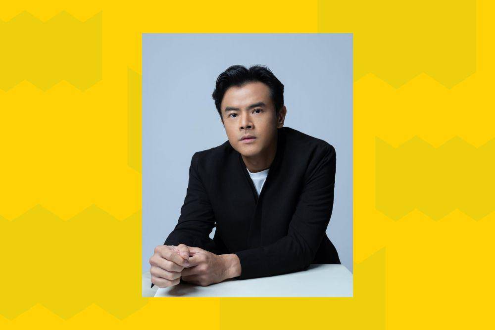 Profil Dion Wiyoko, Pemeran Jonathan di Film 'Sore: Istri dari Masa Depan'
