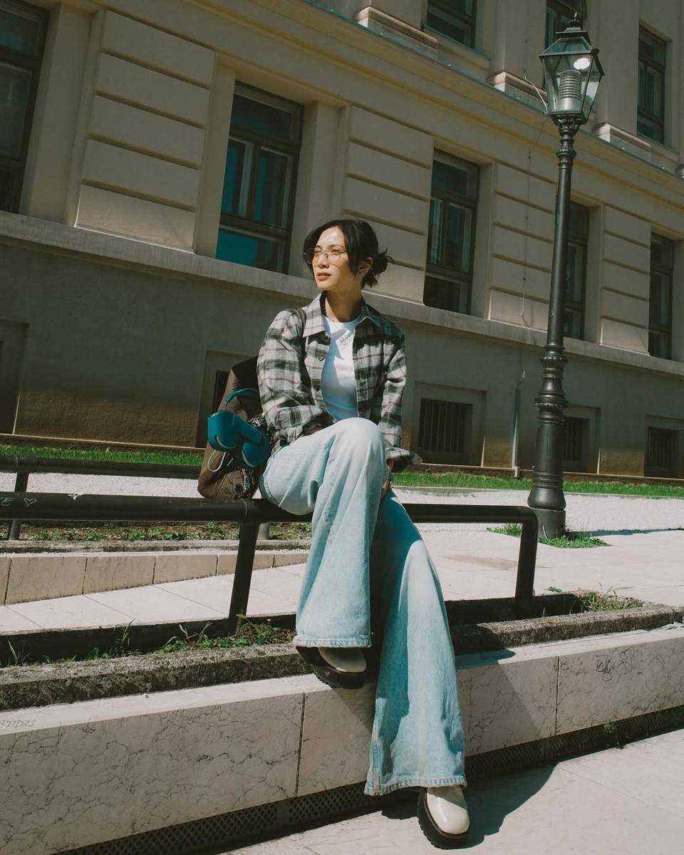 Pas banget Koleksi Flannel UNIQLO datengnya berbarengan dengan jadwal liburanku~ Love that I can.jpg