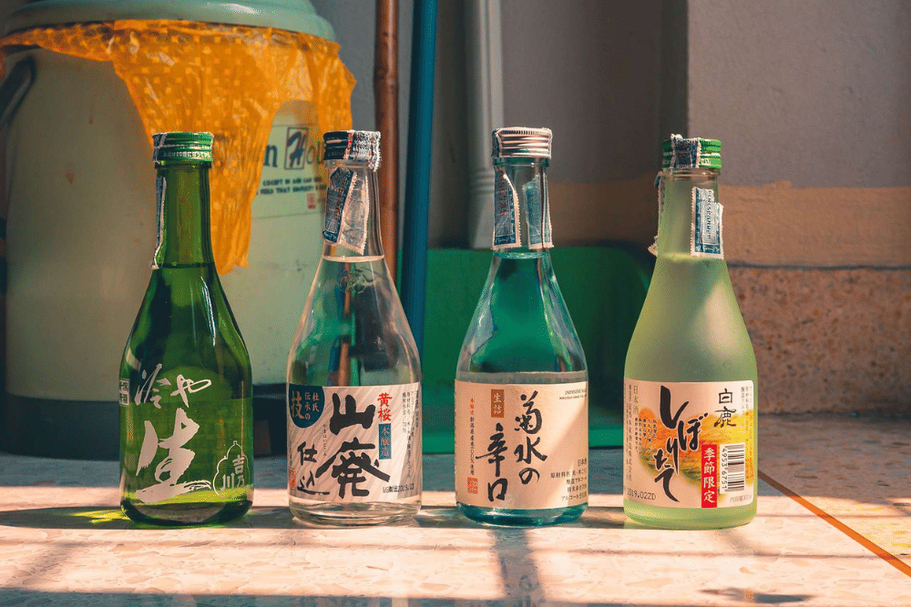 redandwhiteshops.com