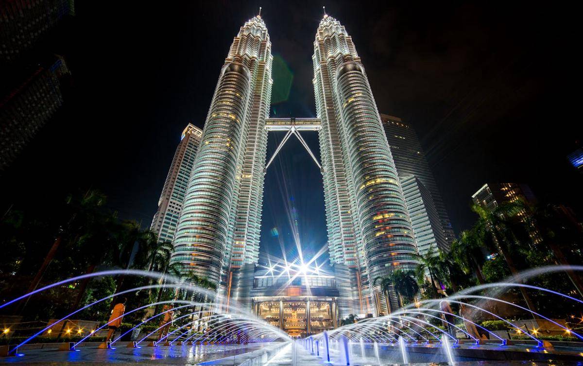 10 Rekomendasi Oleh-oleh dari Malaysia Buat Orang Terdekat