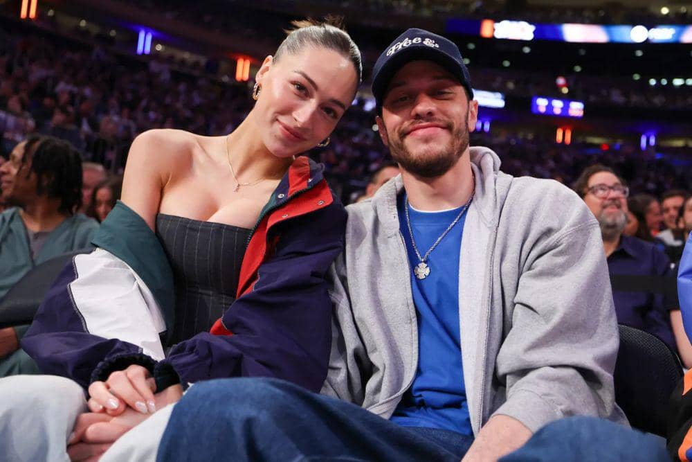 Pete Davidson dan Elsie Hewitt Umumkan Hamil Anak Pertama