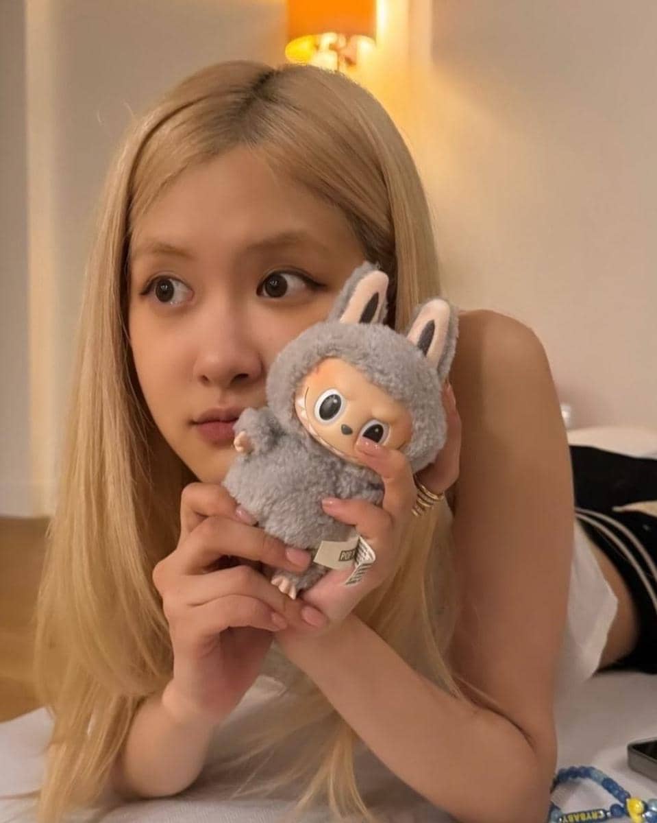 Labubu mania is taking over the celeb world. ✨ Swipe for more stars who love their hottest new a.jpg