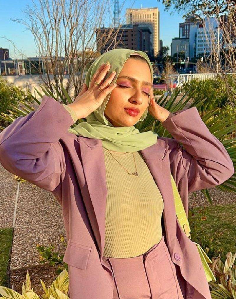 Jilbab Warna Sage Green dan Baju Lilac.jpg