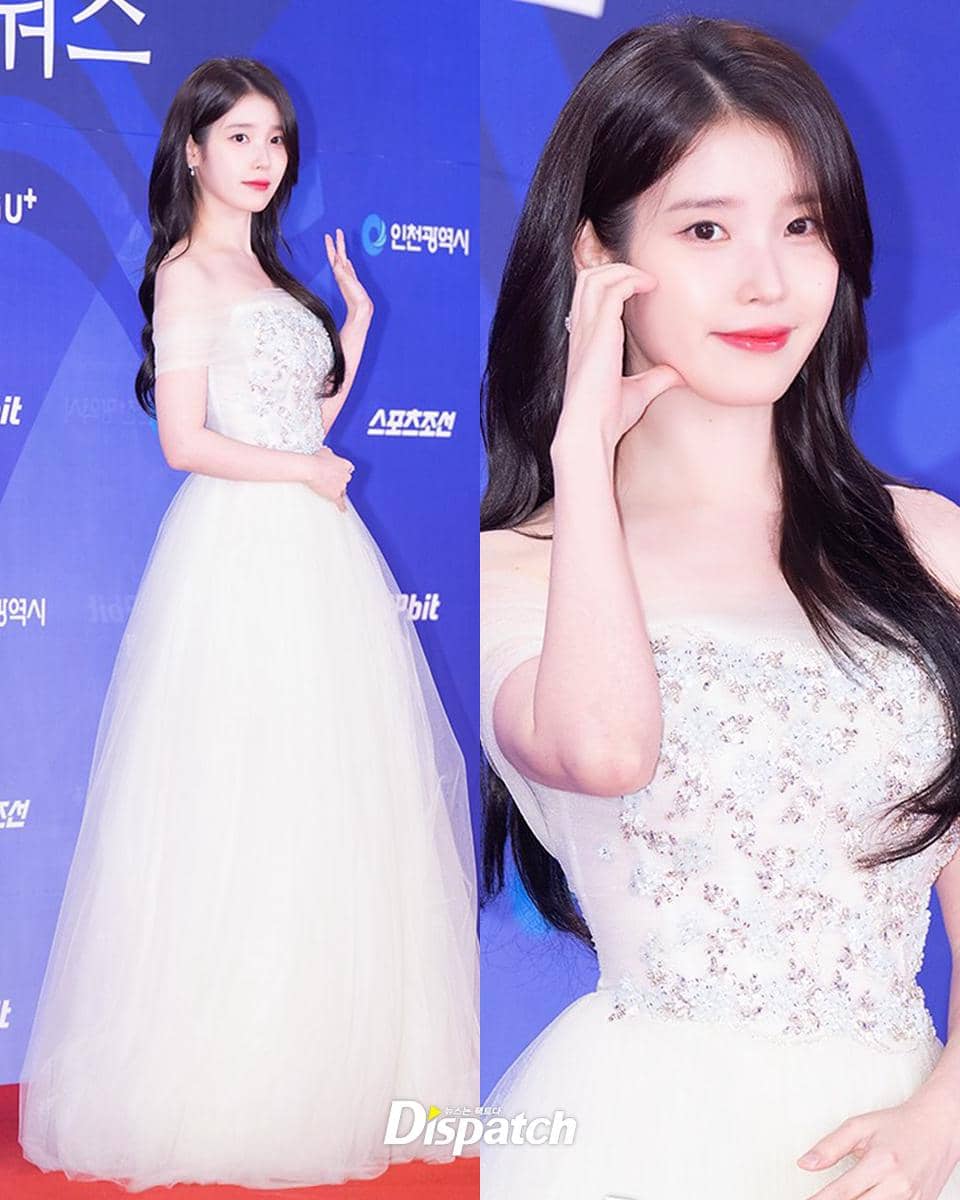 여자 셀럽들의 아름다움 축복 진짜 끝이 없네오늘(18일), 인천 파라다이스시티 호텔에서 ‘제4회 청룡시리즈어워즈’ 레드카펫 행사가 열렸습니다.레드카펫에 오른 여자 셀럽들은 .jpg