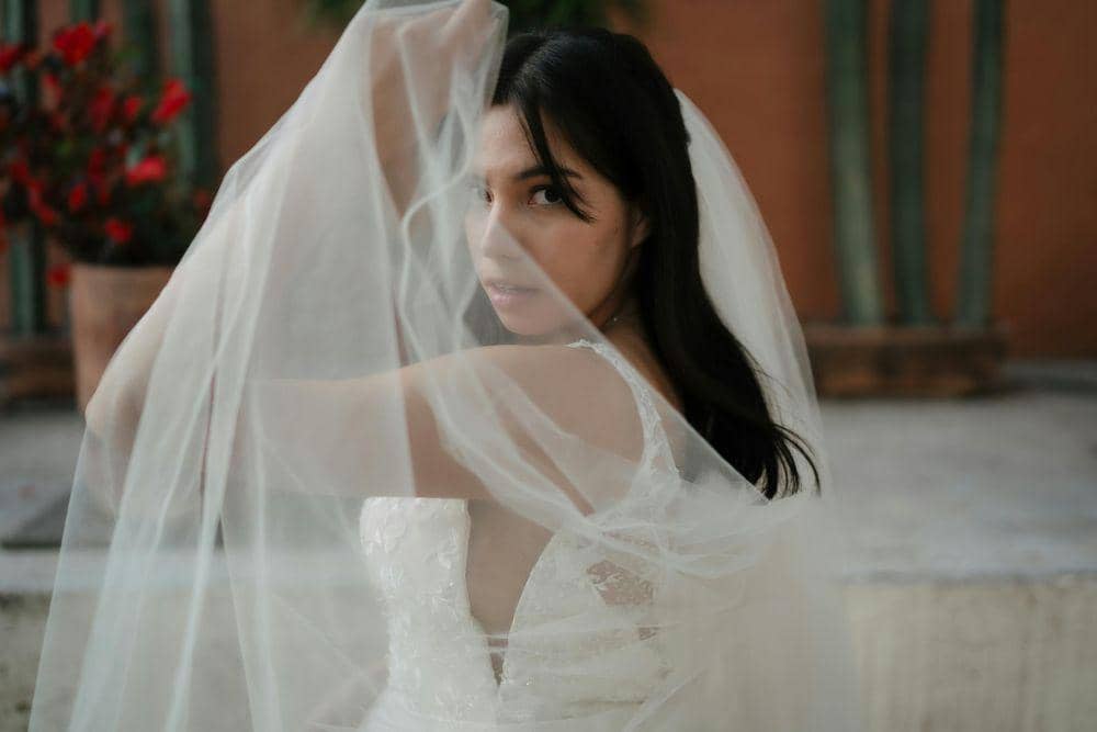 Sejarah Tradisi Veil Pernikahan