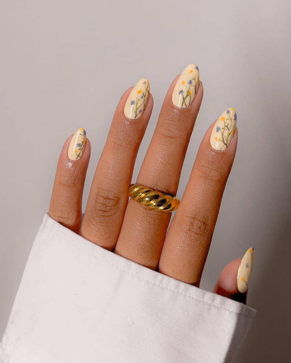 inspirasi lemon sorbet nails