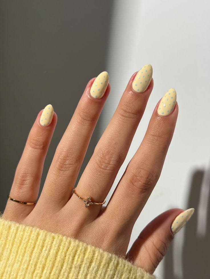 inspirasi lemon sorbet nails