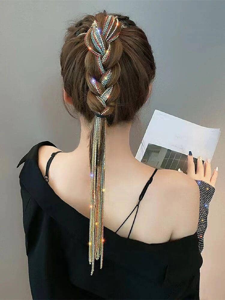 ide styling rambut dengan hair tassel