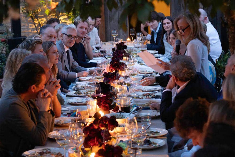 Fakta Pernikahan Anak Steve Jobs