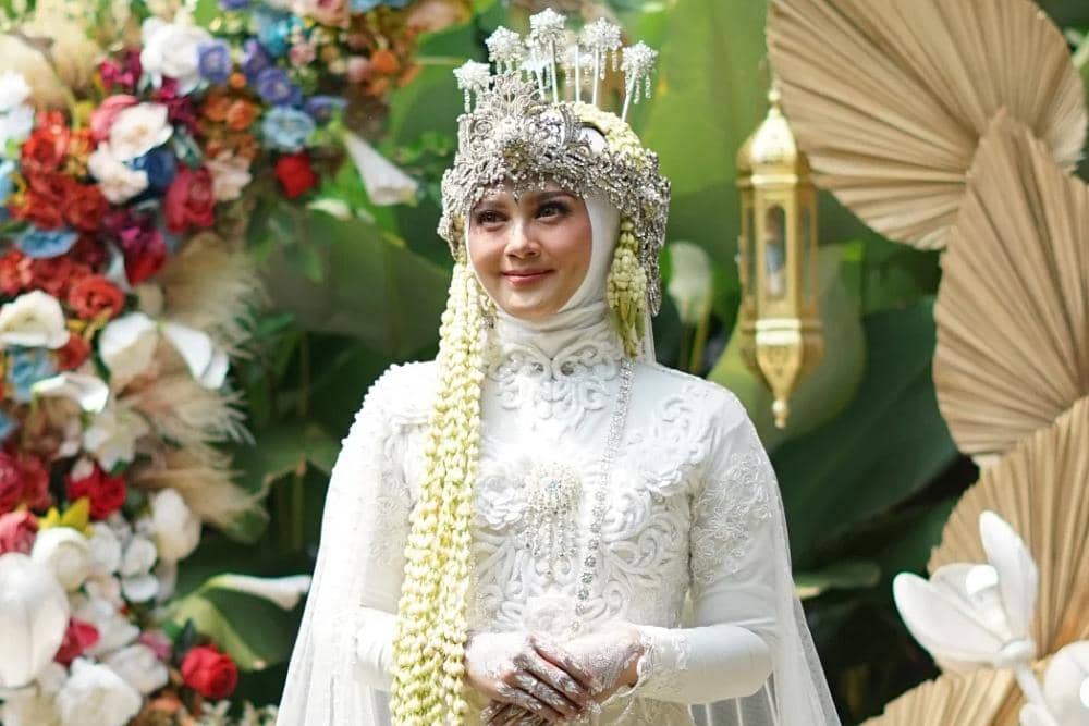 Adell Bandung MUA (instagram.com/@adellbandung)