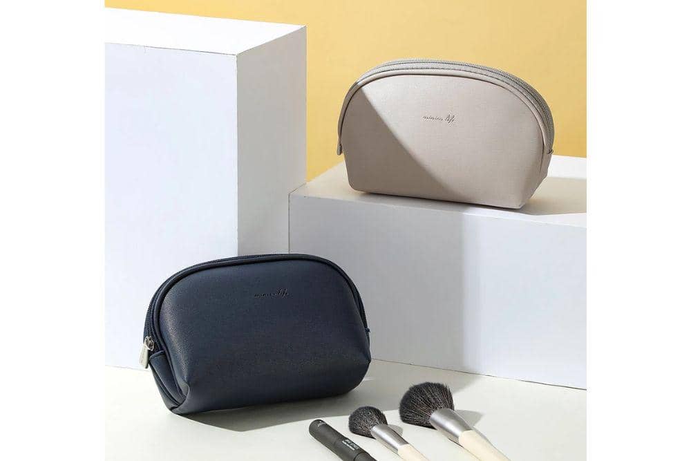 rekomendasi pouch makeup