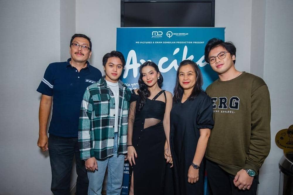 6 Fakta Keluarga Shania Gracia ‘JKT48’ (instagram.com/@stanliethiodorus)