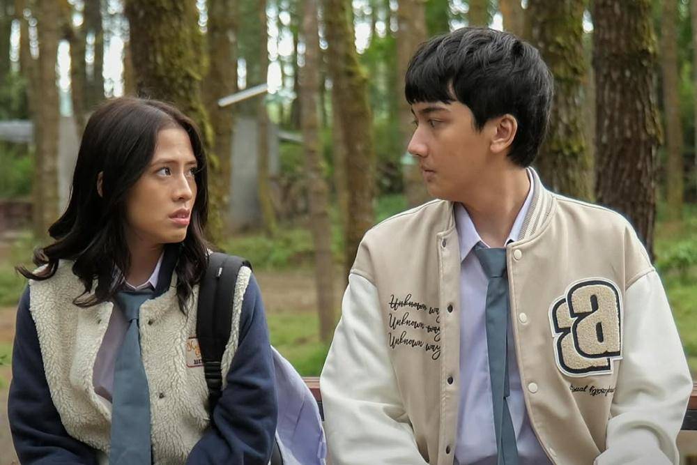 Jovanka kalau udah suka tuh nggak main-main 🤭Sekolah diikutin, jalan diikutin, hutan pun diliba.jpg