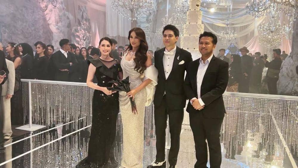 Potret Artis di Resepsi Pernikahan Luna Maya dan Maxime Bouttier