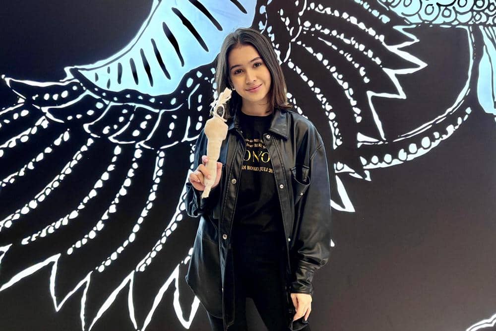 Sandrinna Michelle.jpeg