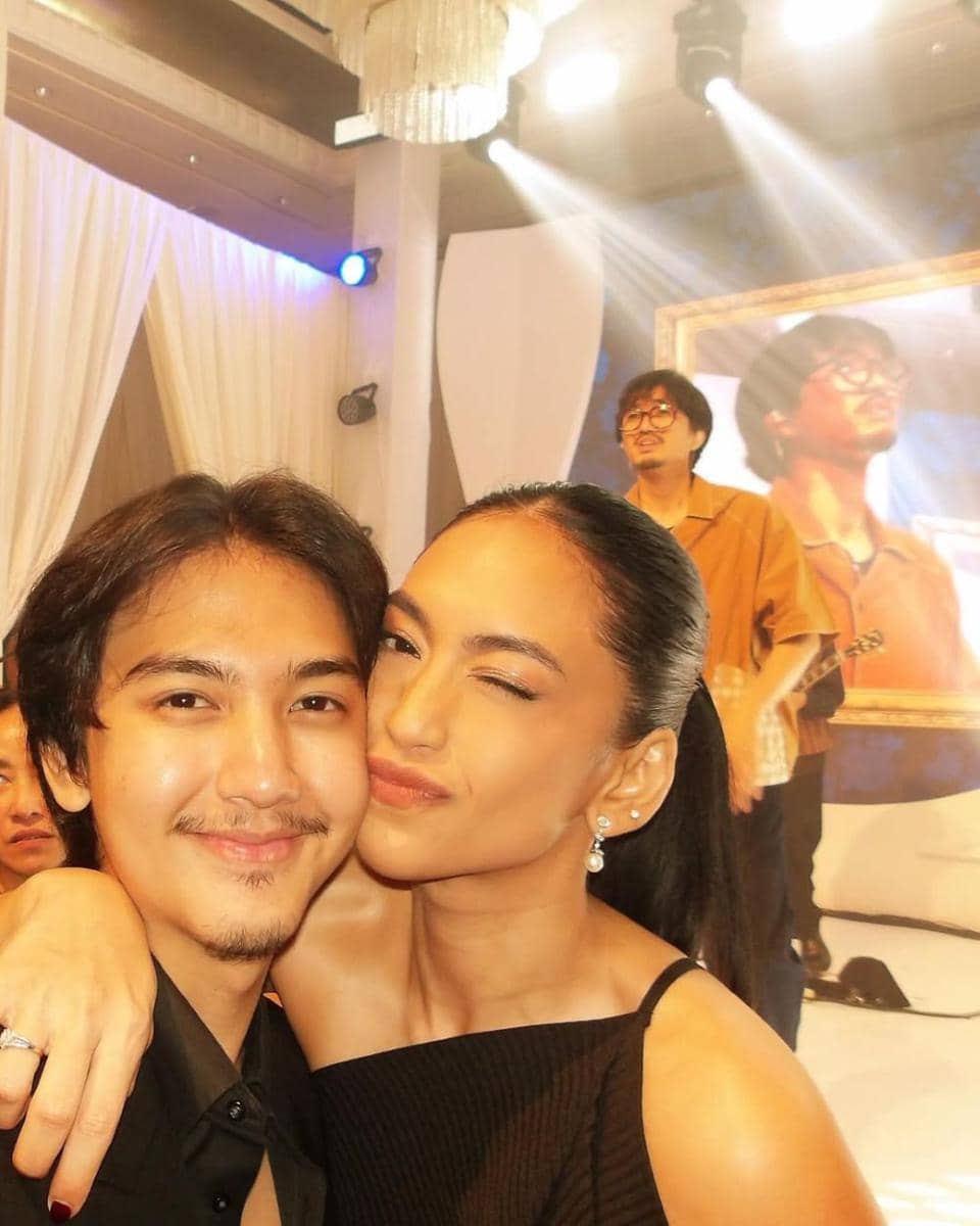 Potret Artis di Resepsi Pernikahan Luna Maya dan Maxime Bouttier