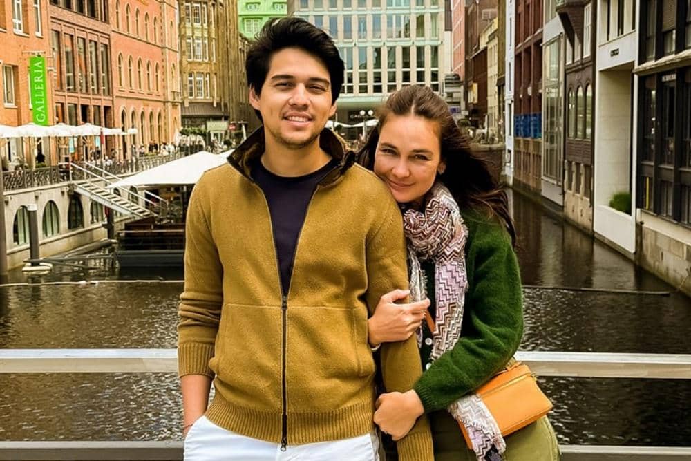 We came for the sights, stayed for the memories✈️.jpg