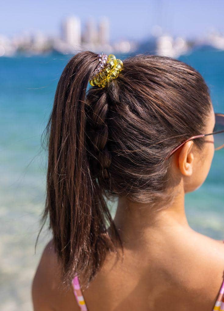 ide styling rambut dengan hair ties