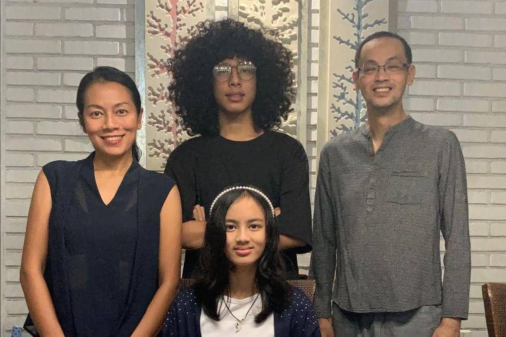 Fakta Keluarga Dee Lestari