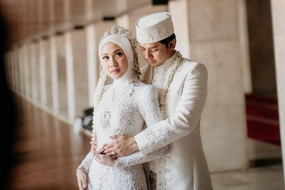 The Wedding Day of Arbani (@arbaniyasiz) & Raissa (@raissarmdhn) at Masjid Istiqlal, JakartaSpec.jpg