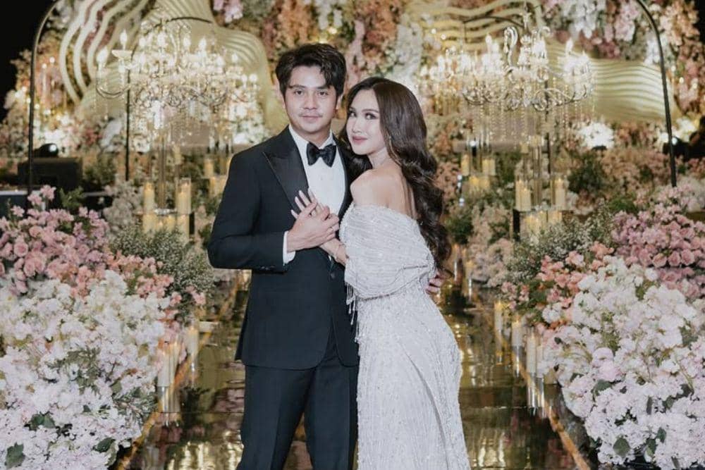 Daftar Artis Indonesia yang Menikah di Tahun 2025