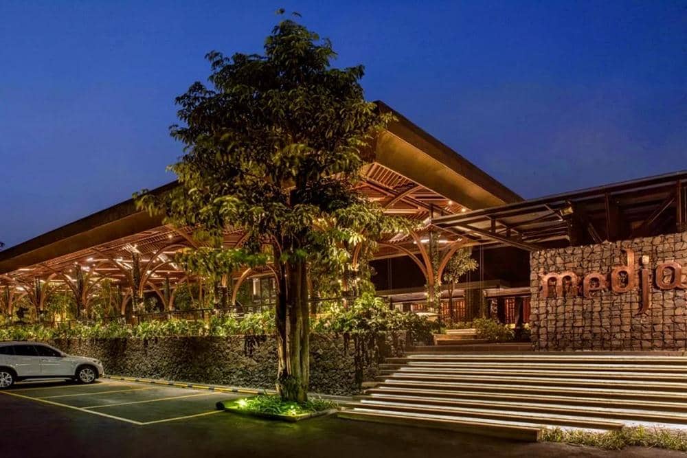 Medja Restaurant (asrinesia.com)