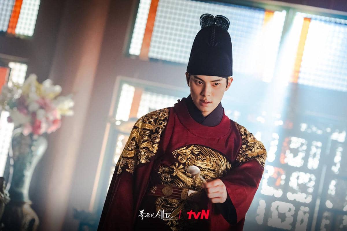 Still cut Lee Chae Min di drama Bon Appétite, Your Majesty (dok.tvN Drama/ Bon Appétite
