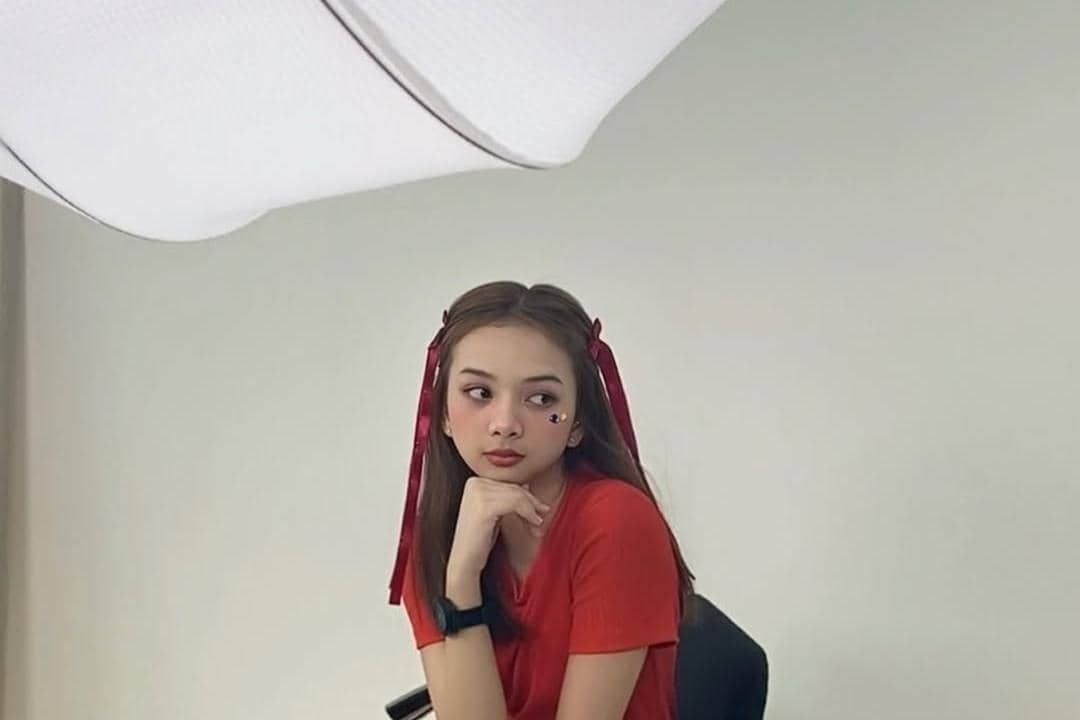 profil dan biodata Dinda Secret Number