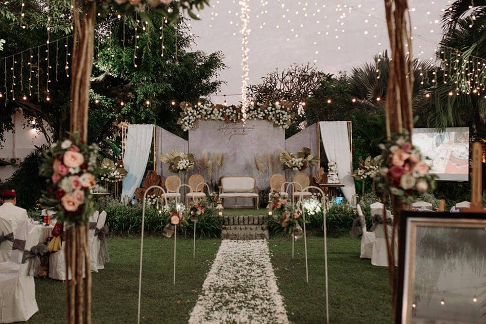 The Cakra Hotel (thecakrahotel.com)