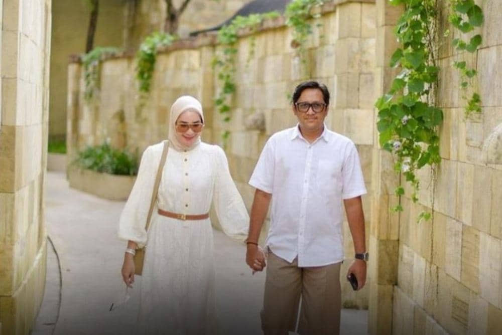 Andre Taulany diketahui sudah mengajukan gugatan cerai talak kepada istri, Rien Wartia Trigina a-3.jpg