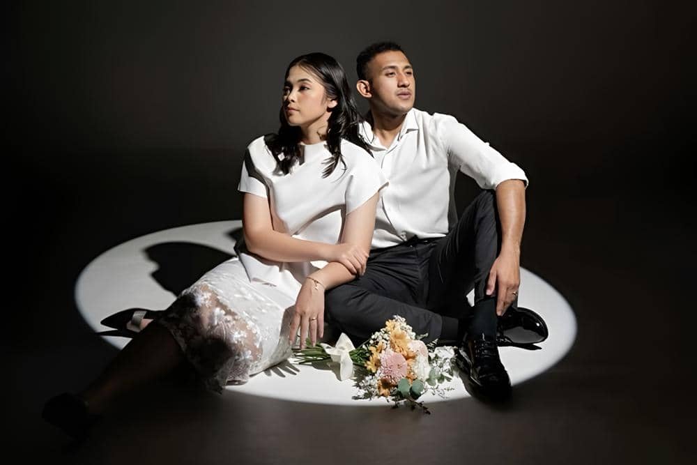 ilustrasi foto prewedding (pinterest.com)