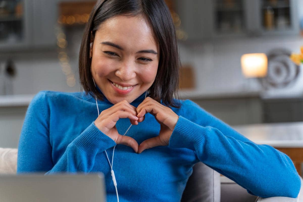 Tips Jaga Hubungan LDR dengan Teman