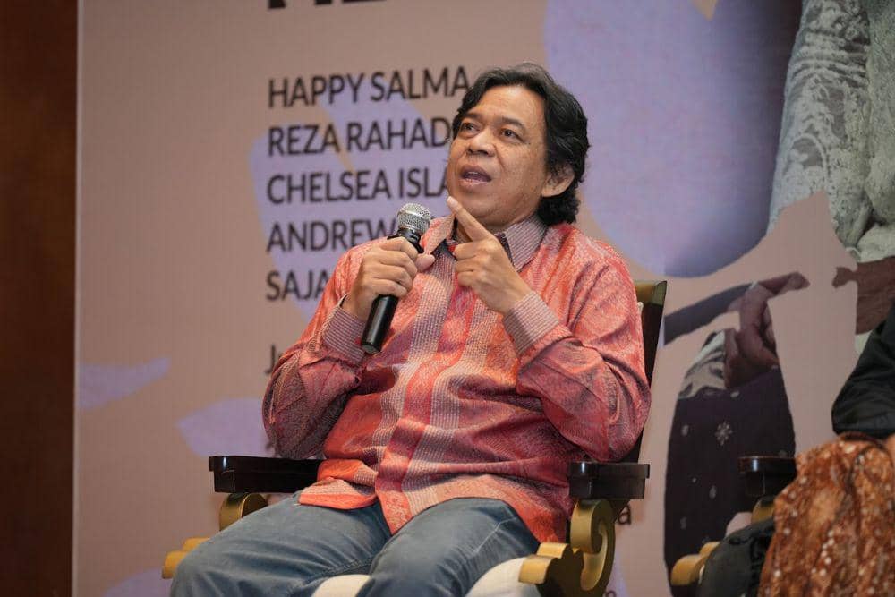 Wawan Sofwan, sutradara dan penulis naskah pementasan teater 'Bunga Penutup Abad'. (Dok. Titimangsa-Bakti Budaya Djarum Foundation)