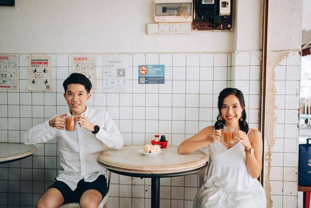 ilustrasi foto prewedding casual (onethreeonefour.com)